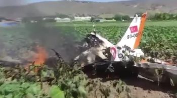 Aeronave caiu na província de Kayseri, segundo Ministério da Defesa 
