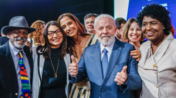 Em evento pelo Dia do Cinema Brasileiro, presidente disse que não se pode “ter medo” de entrar nos debates sobre cultura