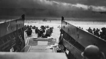 Fotografias registraram momento em que tropas aliadas pousaram na Normandia 