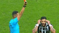 Após expulsão de Hulk, Atlético-MG contrata IA que analisa arbitragem para Botafogo