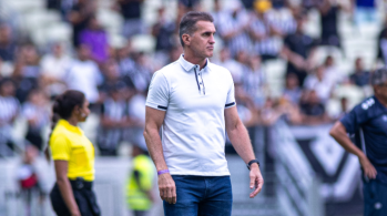 Treinador deixou comando do time após 4 derrotas e 1 empate em 5 partidas