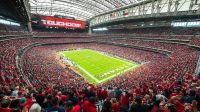 Texans x Dolphins: horário e onde assistir ao jogo da NFL