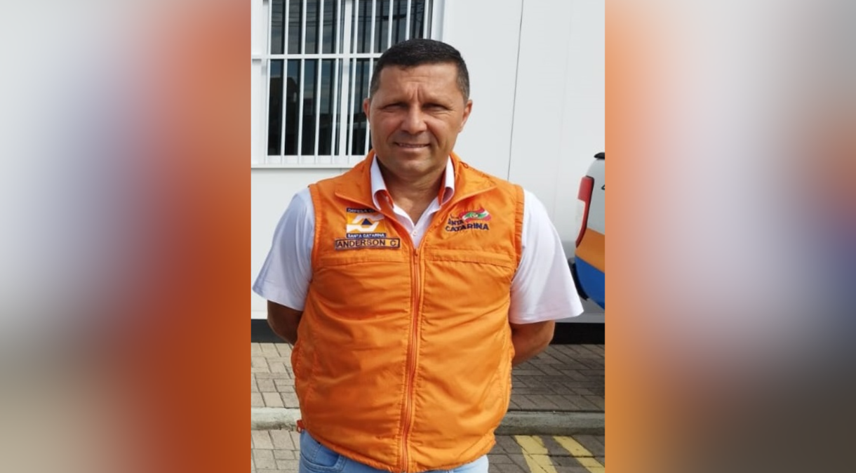 Coordenador regional da Defesa Civil Municipal, Anderson Martins Cardoso, tentou salvar um homem que estava se afogando