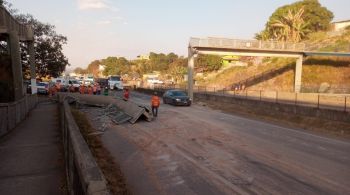 Não há informações de feridos e tráfego já foi completamente liberado, informa concessionária