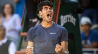 Roland Garros: Alcaraz se recupera, vence Sinner e vai à final pela primeira vez