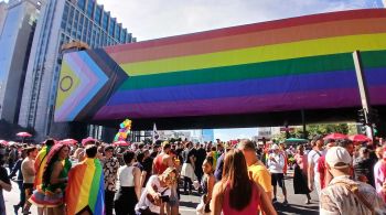 Segundo governo federal, políticas públicas buscam promover os direitos das pessoas LGBTQIA+
