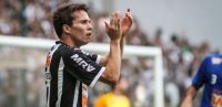 Relembre primeira passagem de Bernard no Atlético-MG