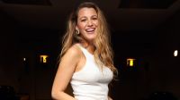 Blake Lively usa jeans Valentino no valor de R$ 100 mil