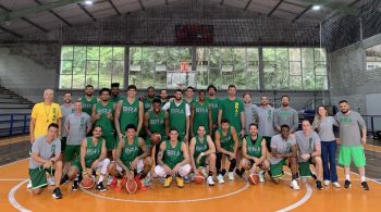 Equipe deixou Blumenau a caminho da Croácia para amistosos preparatórios antes do torneio qualificatório