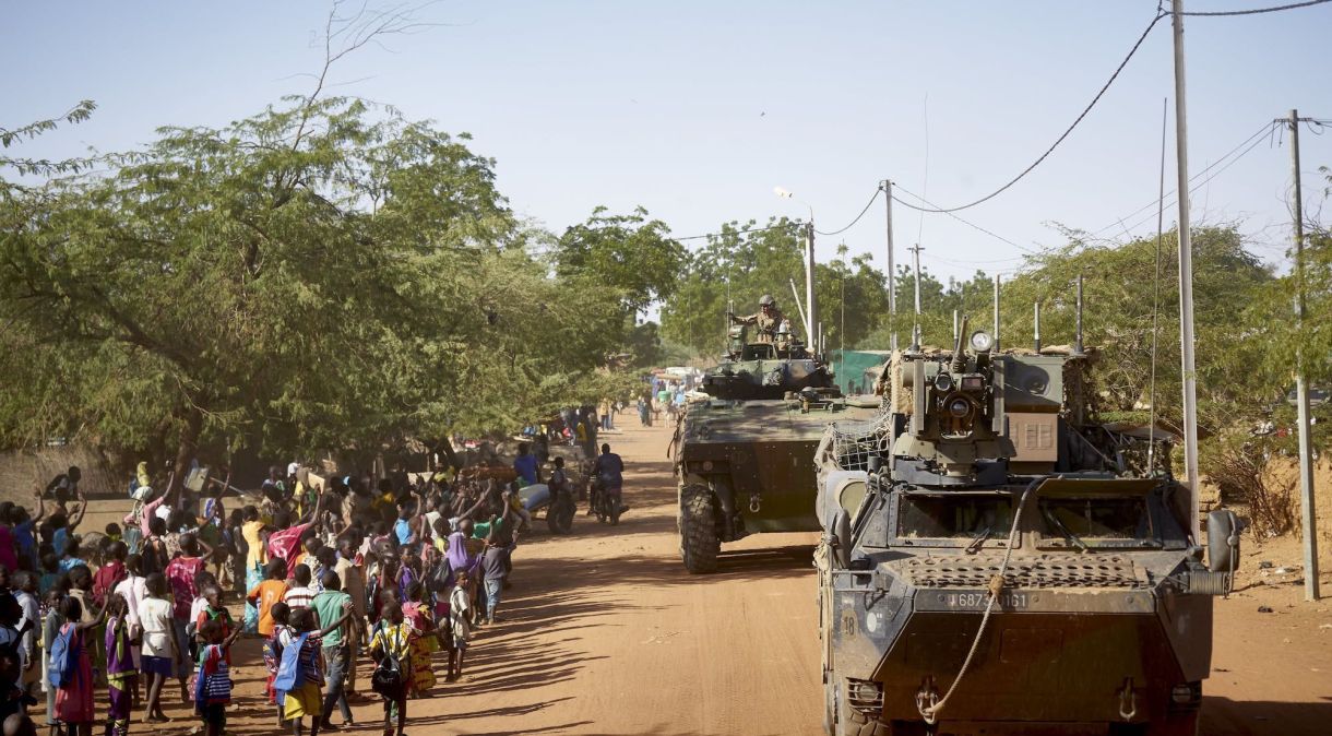 Centenas de civis morreram em ataques em Burkina Faso ao longo de 2023