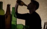 Estudo mostra que beber álcool em excesso pode desencadear arritmia cardíaca mesmo após o consumo, no período de recuperação