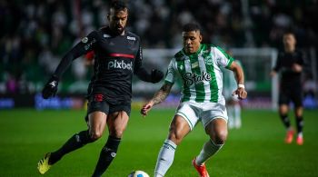 Rubro-negro estacionou nos 24 pontos, mas contou com tropeço do Palmeiras contra o Fortaleza