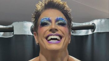 Atualmente o ator interpreta uma drag no musical "Priscilla, a Rainha do Deserto"