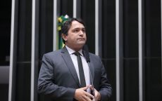 Quem é Junior Lourenço, deputado do PL que votou por absolvição de Janones