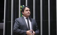 Quem é Junior Lourenço, deputado do PL que votou por absolvição de Janones