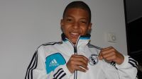 Mbappé comemora ida ao Real Madrid com mensagem emocionada e fotos antigas