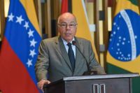 Brasil avalia enviar chanceler para Venezuela