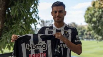 Volante de 24 anos ex-Corinthians acertou contrato nesta terça-feira (16) com o Galo