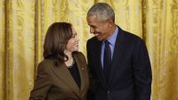 Obama dará "respaldo contundente" a Kamala Harris após décadas de apoio mútuo