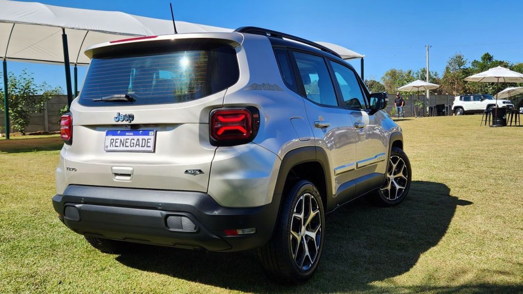 Jeep Renegade Sahara 2024: novidade na linha