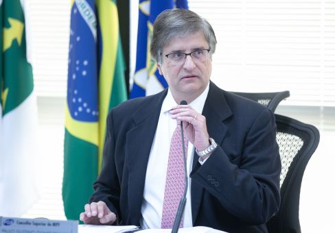 Indiciamento de Bolsonaro e mais 36 começa a ser analisado pela PGR na próxima semana