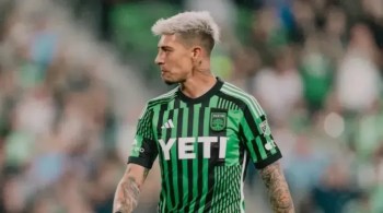 Emiliano Rigoni é alvo da diretoria tricolor desde início da temporada; tempo de contrato é o último detalhe para acerto entre as partes