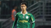 Insatisfeito, Abel usa zagueiro da base do Palmeiras como exemplo