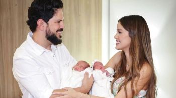 Influenciadora esposa de Sorocaba deu à luz os gêmeos Angelina e Zion no dia 9 de julho