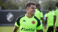 Philippe Coutinho é relacionado para jogo contra o Atlético-MG pelo Brasileirão