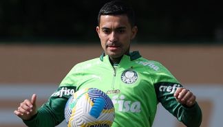 Palmeiras inicia treinos para clássico contra São Paulo com Dudu em campo