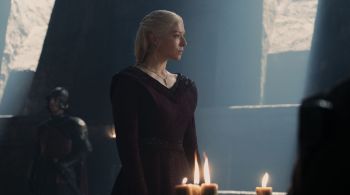 Rhaenyra Targaryen tenta recrutar novos montadores de dragão para seu lado da guerra