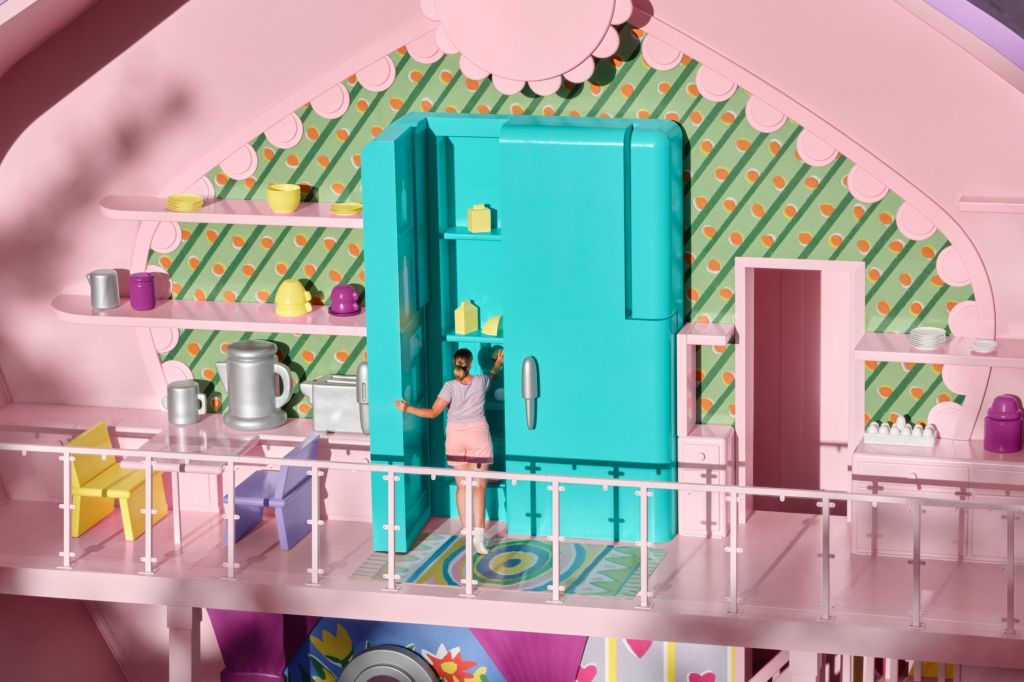 Polly Pocket ganha casa em tamanho real