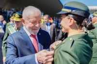 Lula condecora militares medalhistas olímpicos em evento do Dia do Soldado