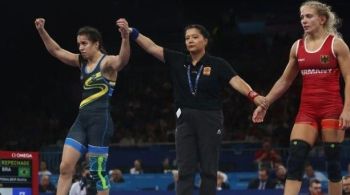 Brasileira vai enfrentar a chinesa Kexin Hong na luta pelo bronze