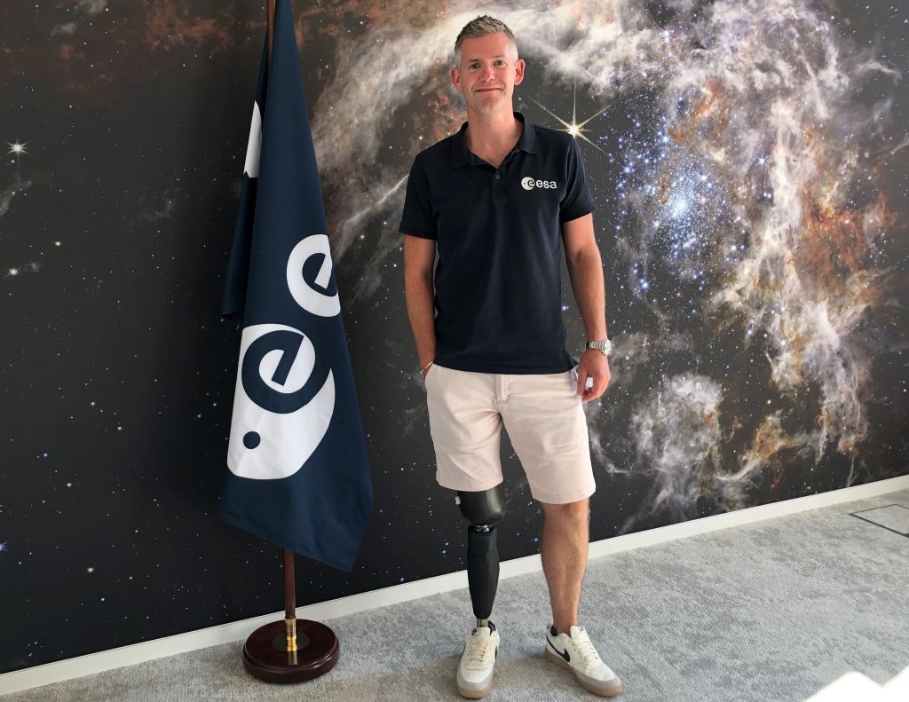 McFall é o primeiro astronauta em treinamento da ESA com uma deficiência