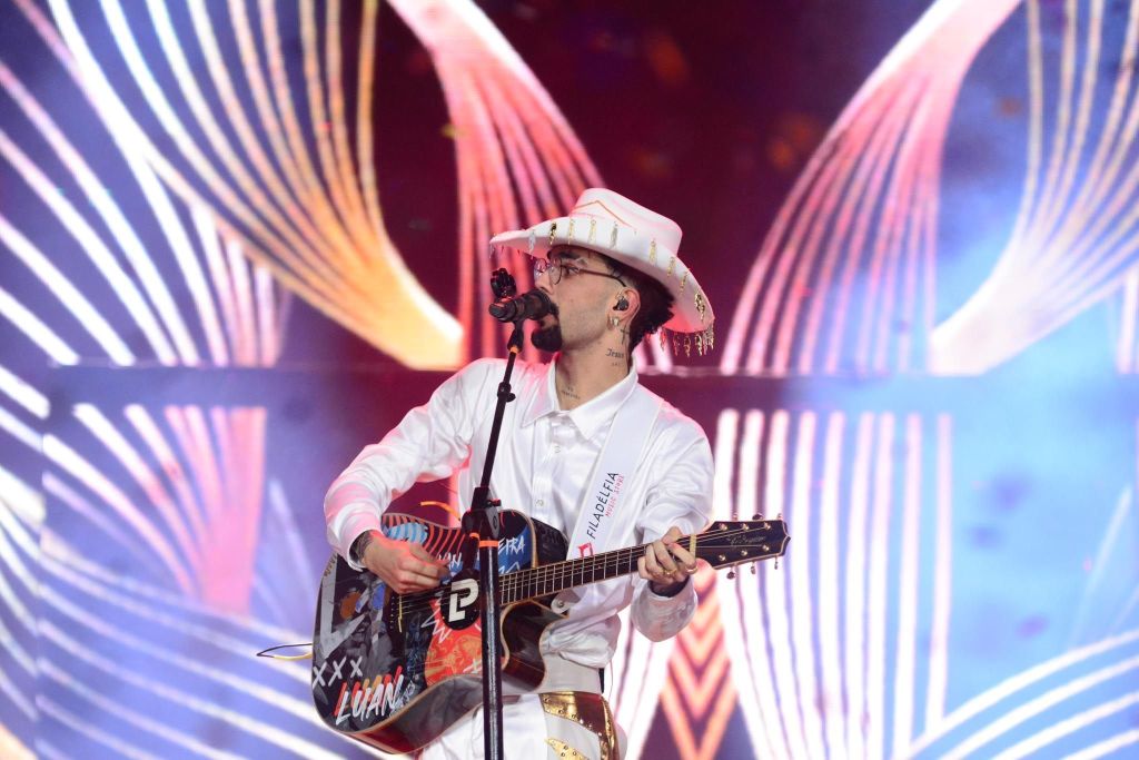 Luan Pereira se apresentando na abertura da Festa do Peão de Barretos