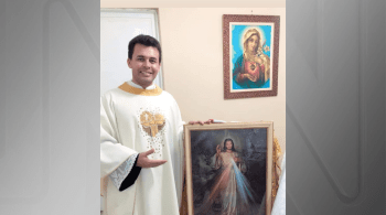 Essa é a segunda vez que o religioso foi retirado das funções; arquidiocese não detalhou quais foram esses comportamentos