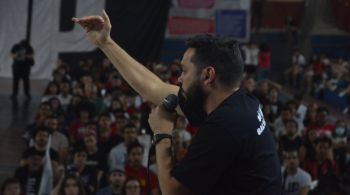 Candidato anunciou como vice a coordenadora nacional do Movimento de Mulheres Olga Benário, Julia Soares, do mesmo partido; convenção ocorreu neste domingo (4) 