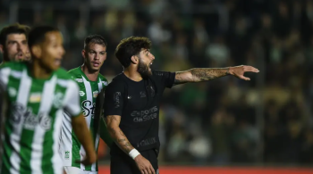 Auxiliar técnico do Timão voltou a falar bem do camisa 9, que passou em branco diante do Juventude