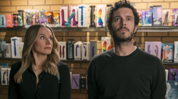 Adam Brody e Kristen Bell vivem romance ao longo de 10 episódios da produção