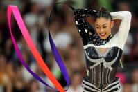 Paris 2024: veja collants de brasileira na estreia da ginástica rítmica