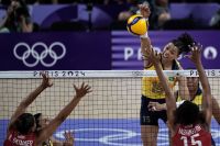 Galvão Bueno analisa derrota do Brasil no vôlei: "Buscar o bronze!"