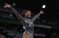 Simone Biles compra carro avaliado em R$ 900 mil após Olimpíada de Paris