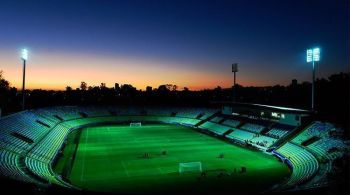 Equipes se enfrentam nesta terça-feira (13), às 19h (de Brasília), no estádio Sausalito