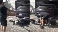 "Você é um lixo", diz motorista de Porsche a entregador em MG; veja vídeo