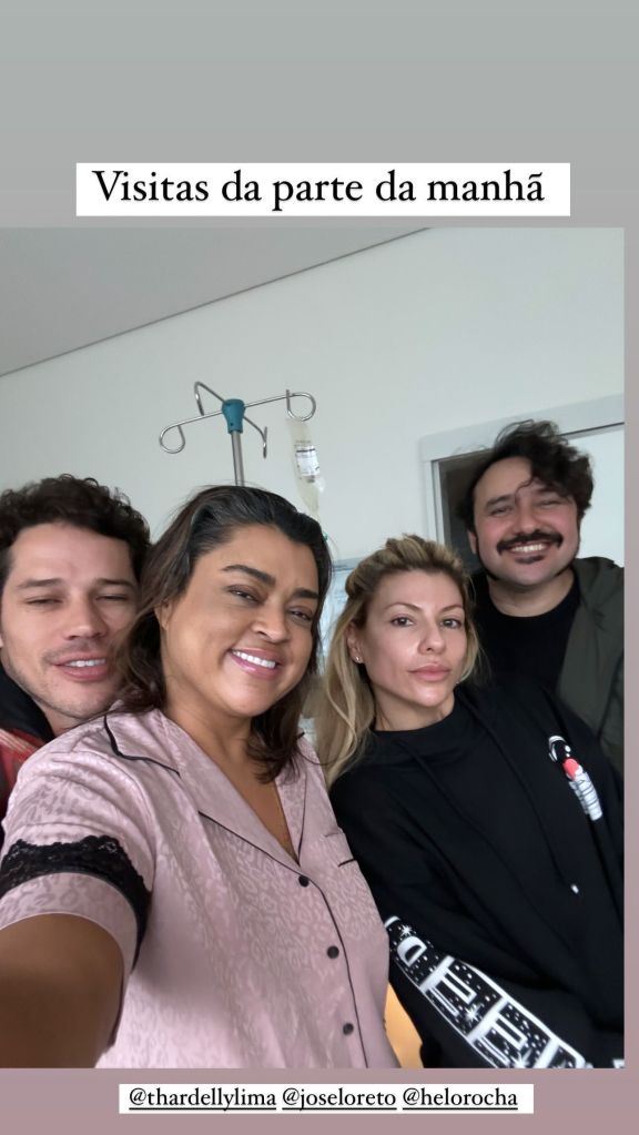 José Loreto e Thardelly Lima visitam Preta Gil no hospital