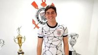 Corinthians encaminha empréstimo de goleiro da base à Roma, da Itália