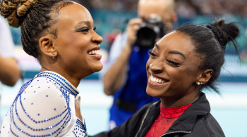 Ginastas tiveram muitas trocas durante os Jogos Olímpicos de Paris e a americana chegou a reverenciar a brasileira no pódio