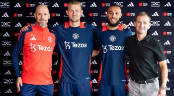 De Ligt e Mazraoui assumem as camisas 4 e 3 do clube, respectivamente