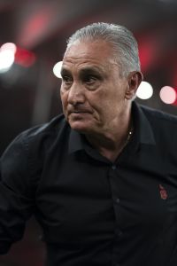 Tite responde torcedor do Flamengo: 'Talvez não seja o técnico dos seus sonhos'